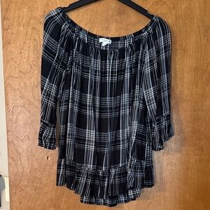 beachlunchlounge Black and White Checkered Off-Shoulder Blouse